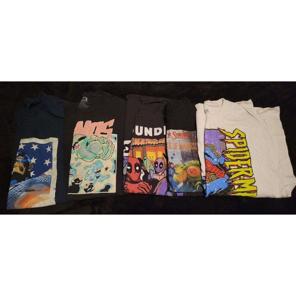 Lot Of 5 Men's Size XL Marvel T-Shirts Superheroes
